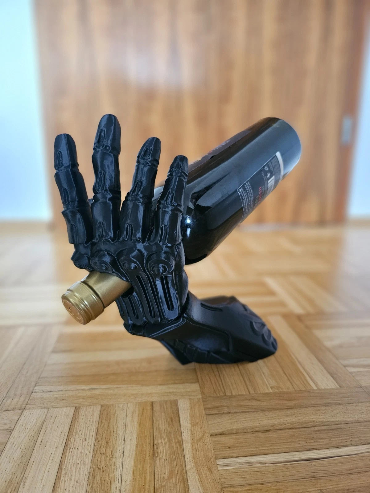 🦾Weinflaschenhalter – Roboterhand Design🍷
