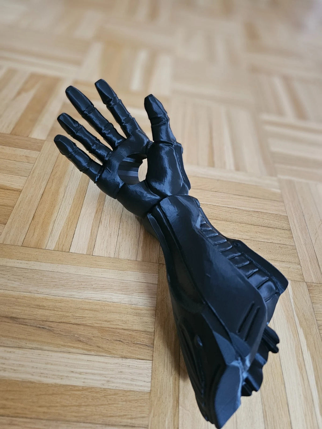 🦾Weinflaschenhalter – Roboterhand Design🍷